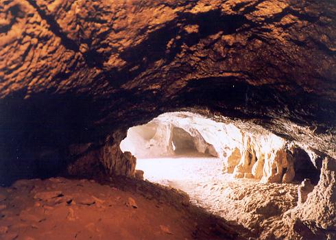 Glittering Grotto entrance[PSwart]